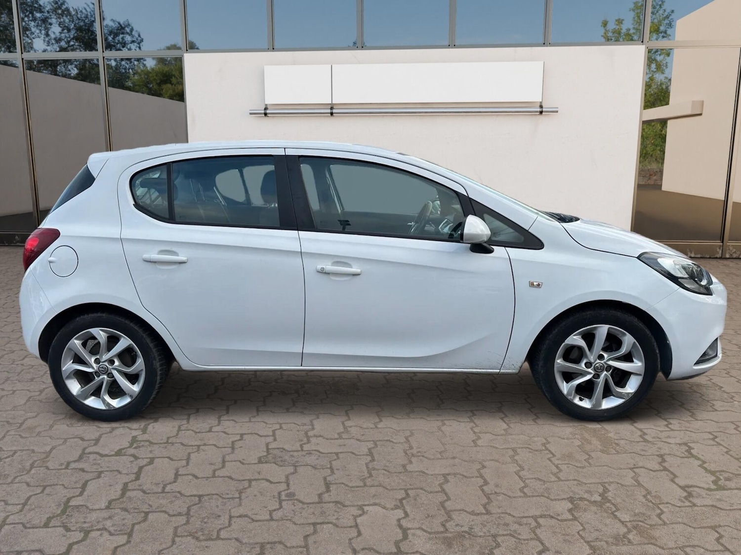 Used Vauxhall Corsa 2015 for sale - 77254991: Photo 7