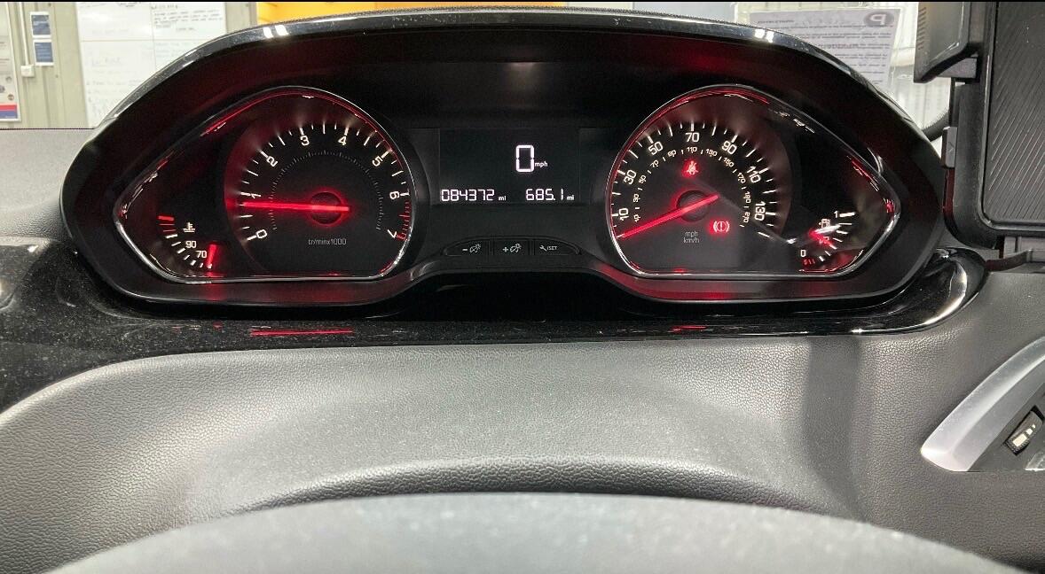 Used Peugeot 208 2013 for sale - 77377616: Photo 10