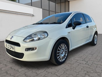 Used Fiat Punto 2012 for sale - 77097525: Photo