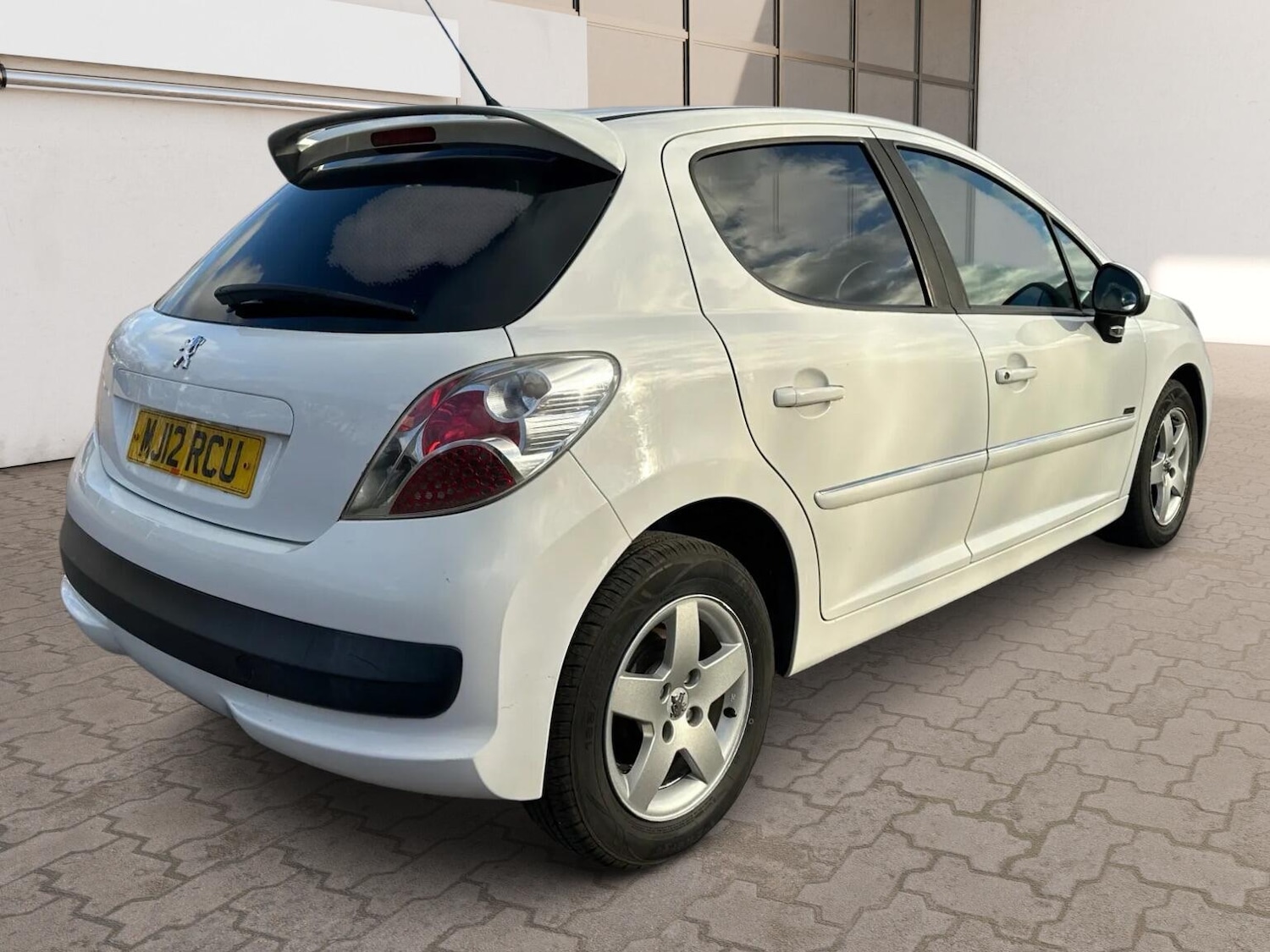 Used Peugeot 207 2012 for sale - 76898534: Photo 7