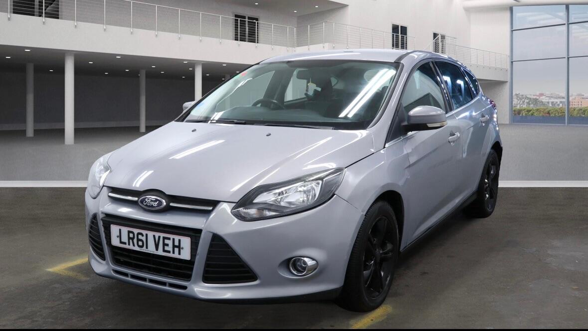 Used Ford Focus for sale - 76752779: Photo 2