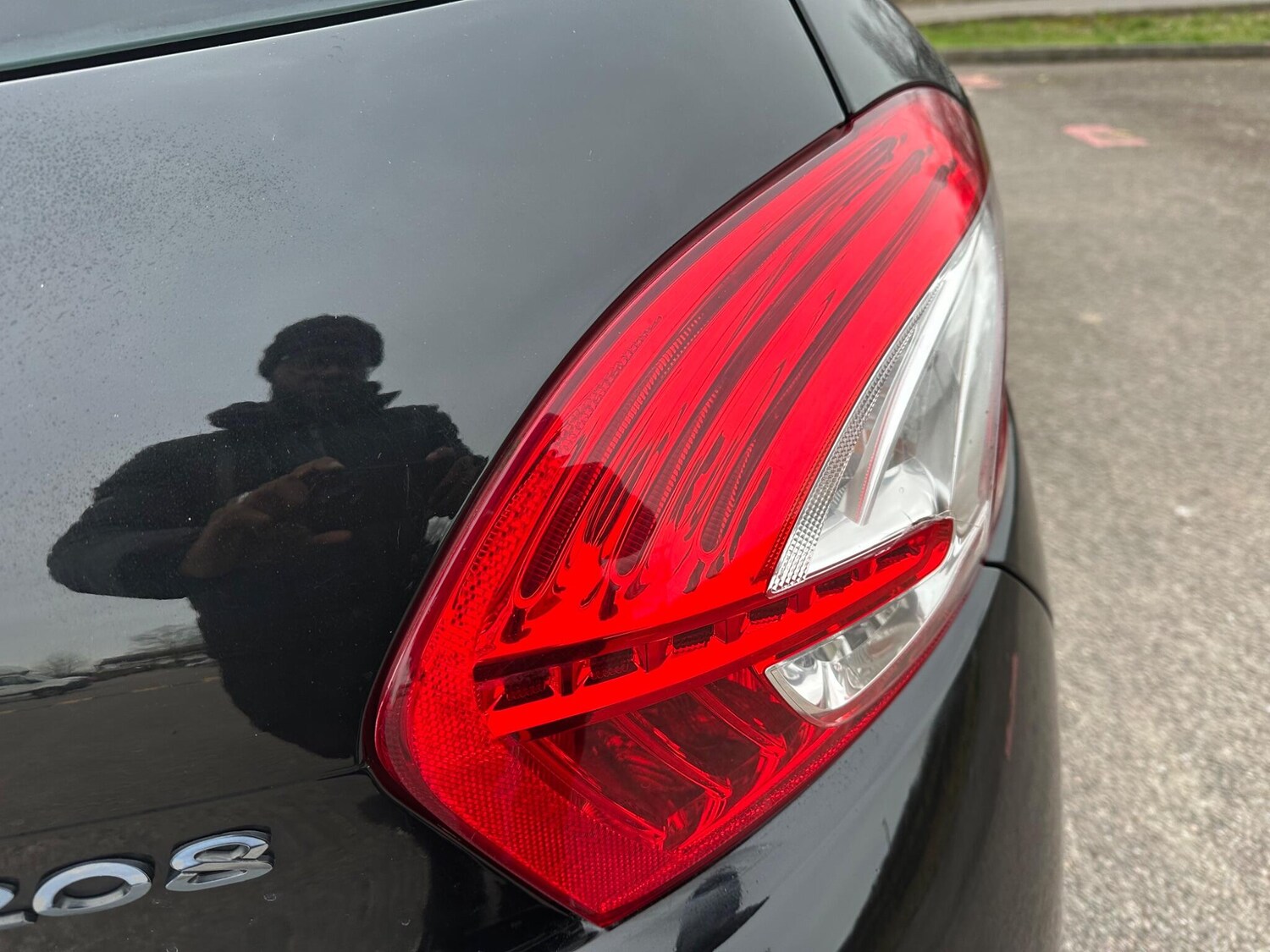 Used Peugeot 208 2013 for sale - 77939448: Photo 18