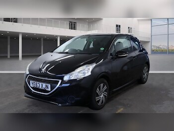 Used Peugeot 208 2013 for sale - 77723857: Photo