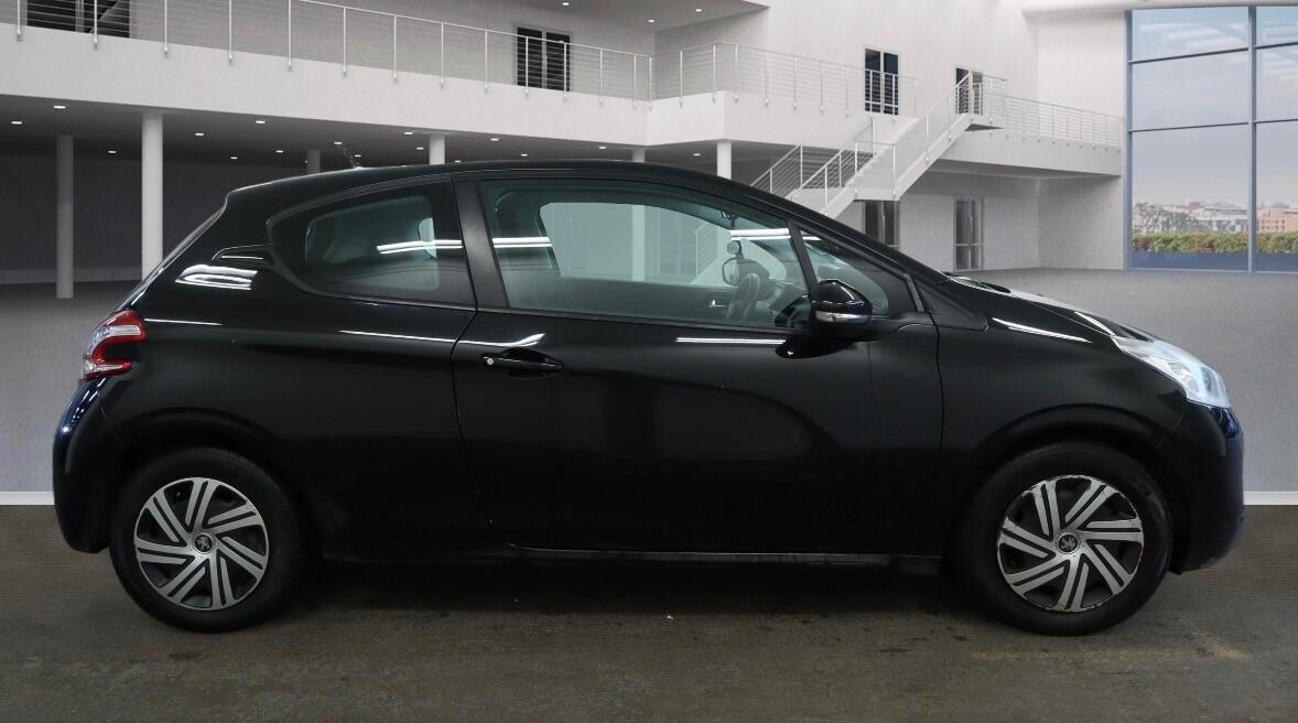 Used Peugeot 208 for sale - 77723857: Photo 6