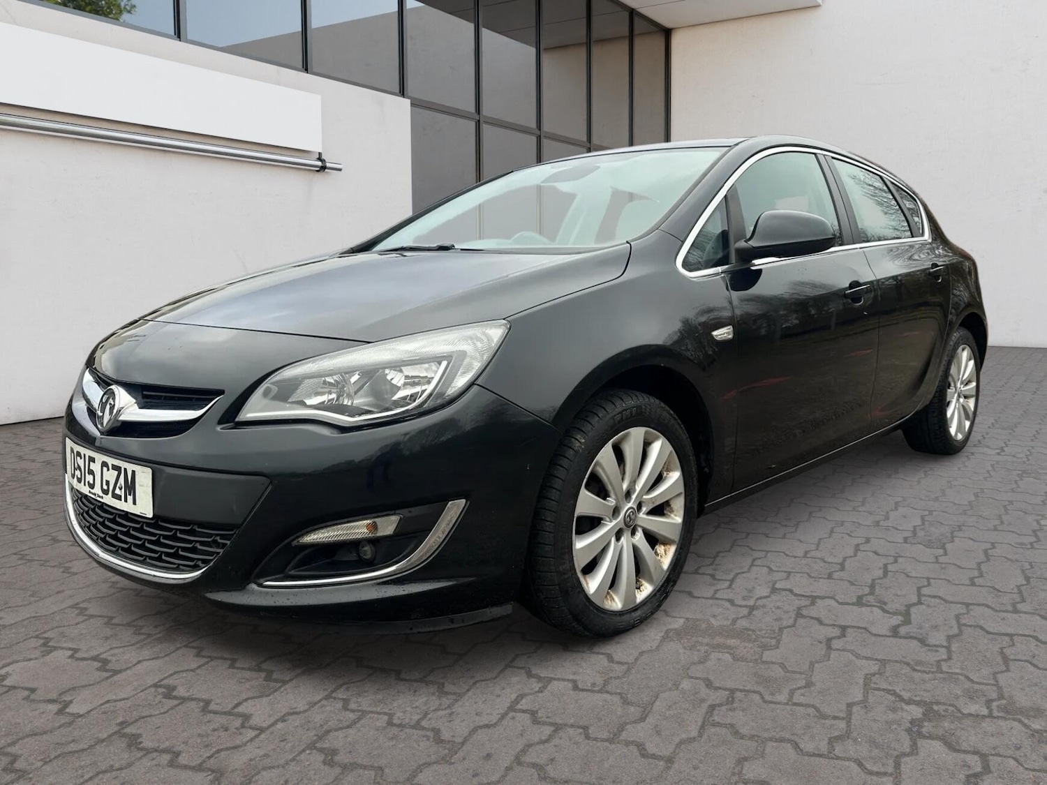Used Vauxhall Astra 2015 for sale - 76522476: Photo 3
