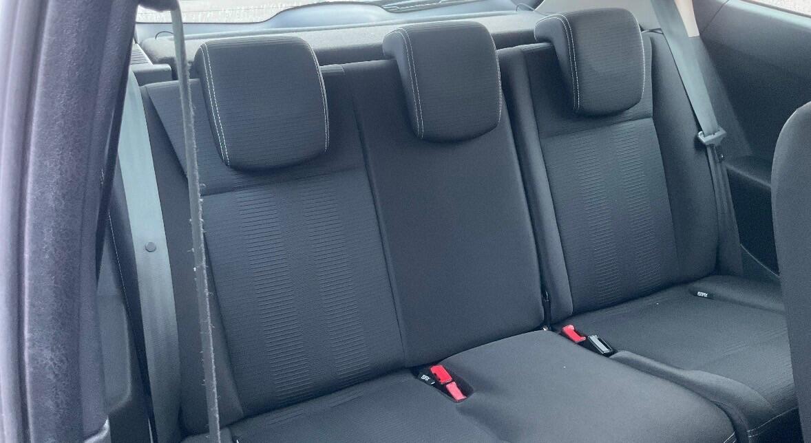 Used Renault Clio for sale - 77267588: Photo 8