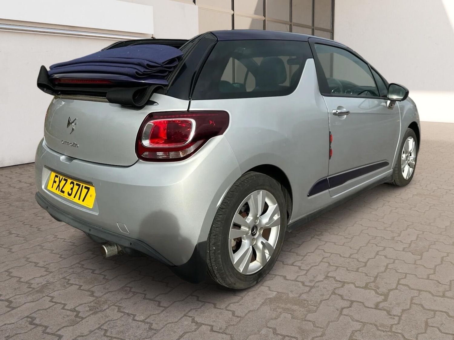Used Citroen DS3 for sale - 76473661: Photo 24