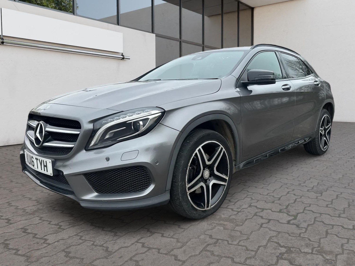 Used Mercedes-Benz GLA 2016 for sale - 76371217: Photo 3