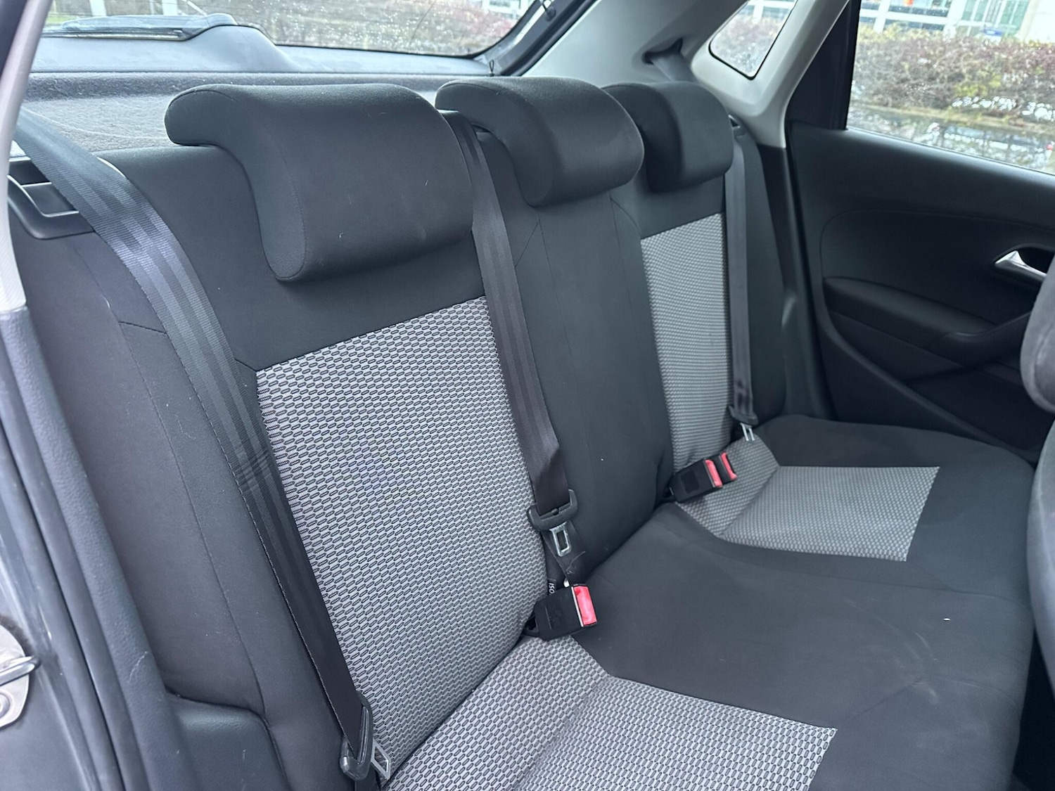 Used Volkswagen Polo 2011 for sale - 76620208: Photo 10