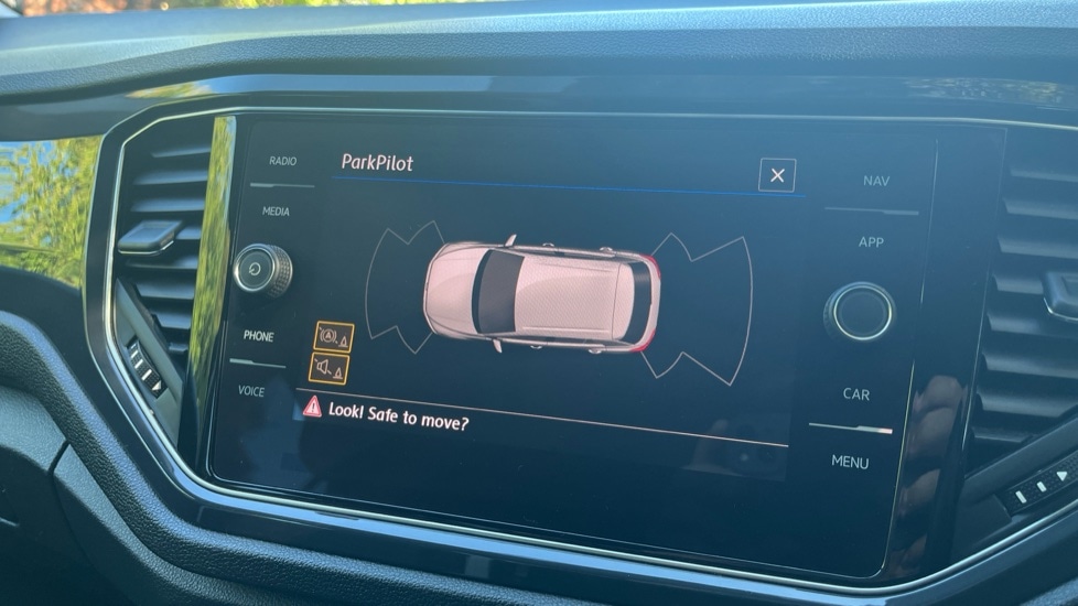 Used Volkswagen T-Roc 2019 for sale - 76079038: Photo 44