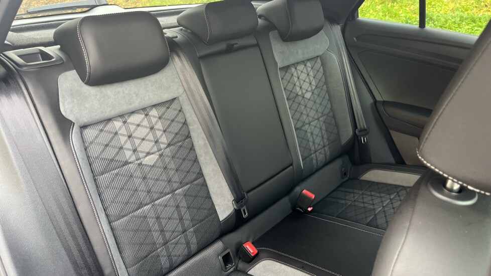 Used Volkswagen T-Roc 2025 for sale - 76873873: Photo 15