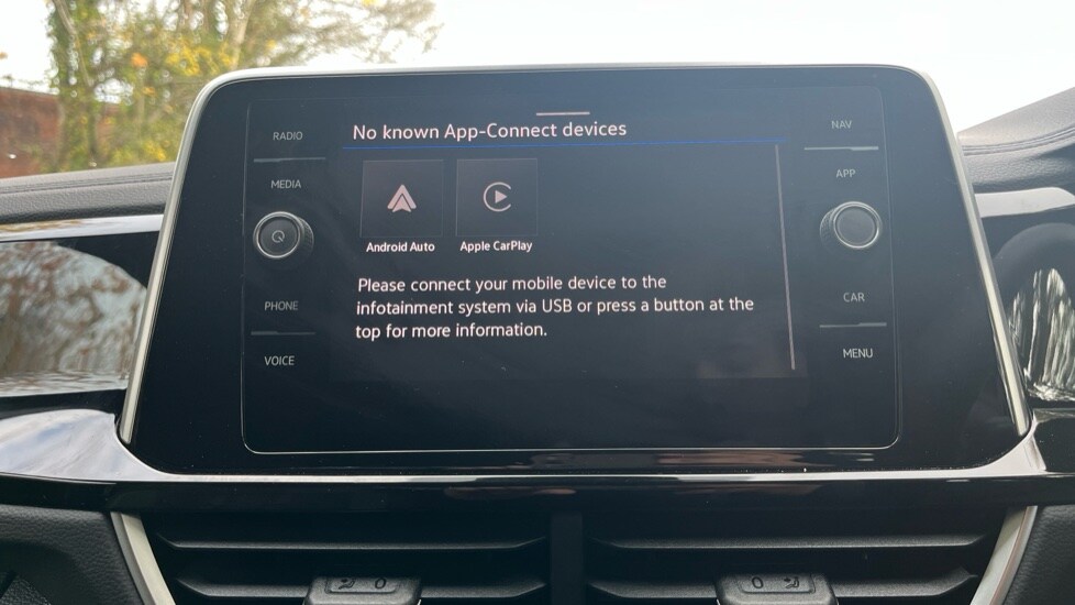 Used Volkswagen T-Roc 2025 for sale - 76873873: Photo 41