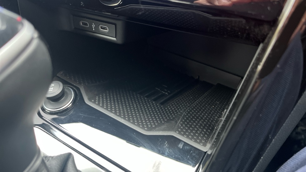 Used Volkswagen T-Roc 2025 for sale - 76873873: Photo 43