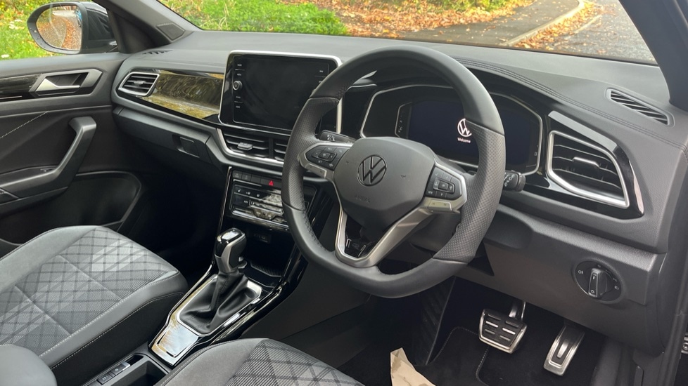 Used Volkswagen T-Roc 2025 for sale - 76873873: Photo 6