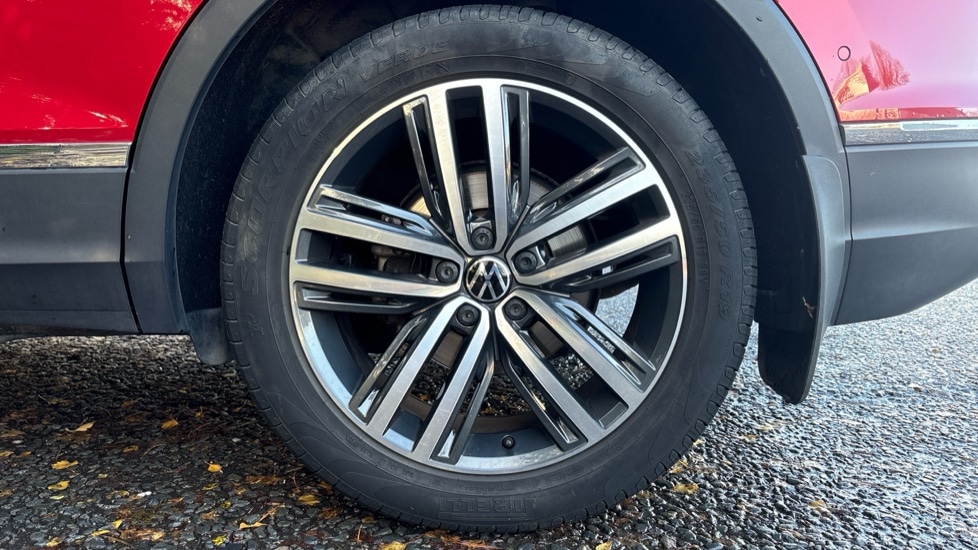 Used Volkswagen Tiguan 2022 for sale - 76874763: Photo 19