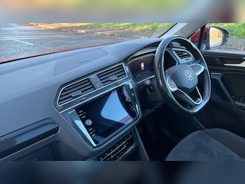 Used Volkswagen Tiguan 2022 for sale - 76874763: Photo