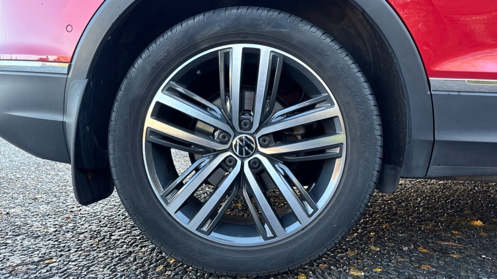 Used Volkswagen Tiguan 2022 for sale - 76874763: Photo 5