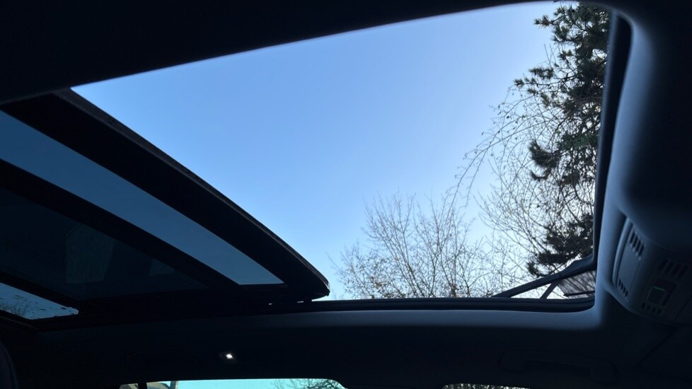 Used Volkswagen Tiguan 2022 for sale - 76874763: Photo 53