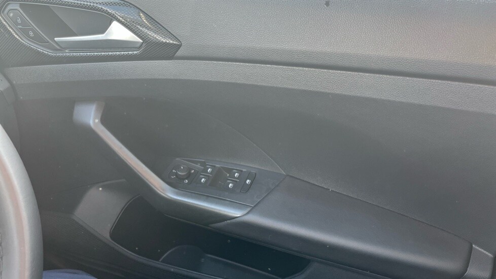 Used Volkswagen T-Cross 2025 for sale - 76428044: Photo 35