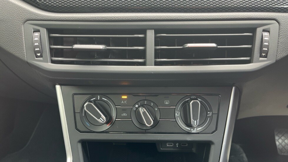 Used Volkswagen Polo 2025 for sale - 76297423: Photo 32