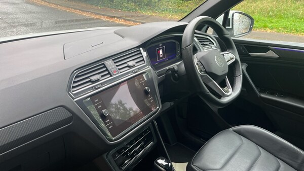 Used Volkswagen Tiguan 2023 for sale - 76272975: Photo 2