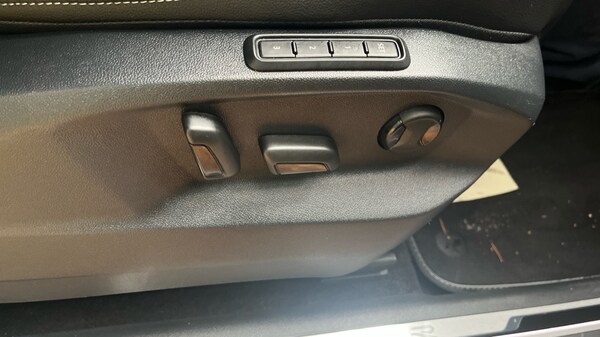 Used Volkswagen Tiguan 2023 for sale - 76272975: Photo 36