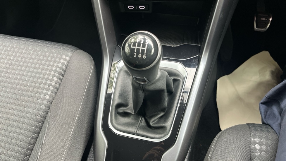 Used Volkswagen T-Roc 2021 for sale - 76008179: Photo 32