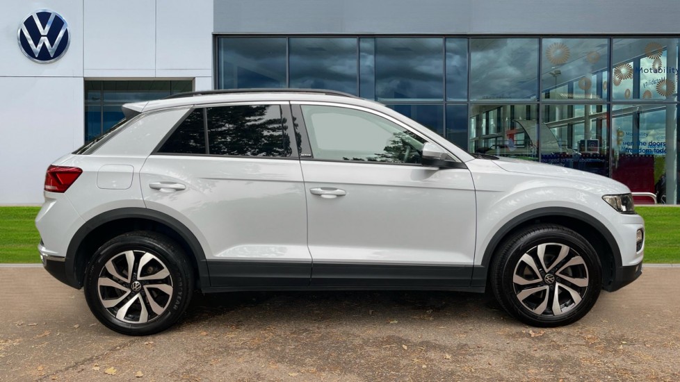 Used Volkswagen T-Roc 2021 for sale - 76008179: Photo 4