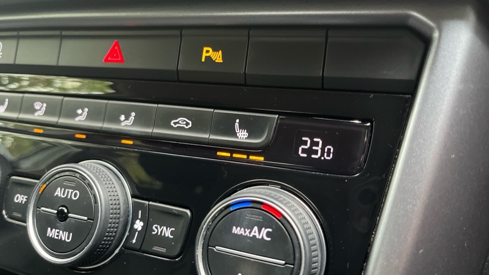 Used Volkswagen T-Roc 2021 for sale - 76008179: Photo 42