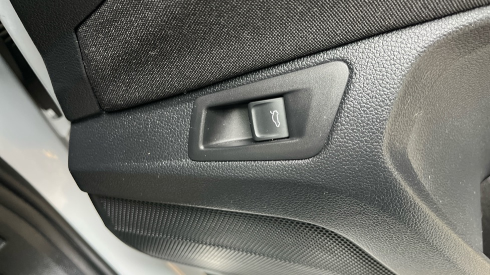 Used Volkswagen T-Roc 2021 for sale - 76008179: Photo 47