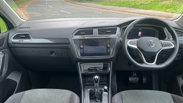 Used Volkswagen Tiguan 2023 for sale - 76203614: Photo 12
