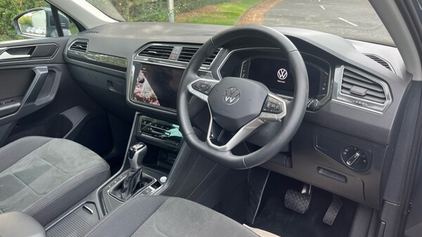 Used Volkswagen Tiguan 2023 for sale - 76203614: Photo 6