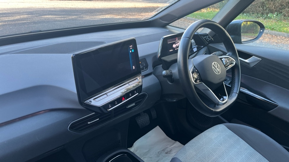 Used Volkswagen ID.3 2021 for sale - 76873395: Photo 2
