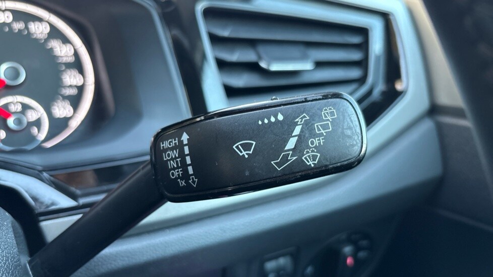 Used Volkswagen Polo 2018 for sale - 77021891: Photo 28