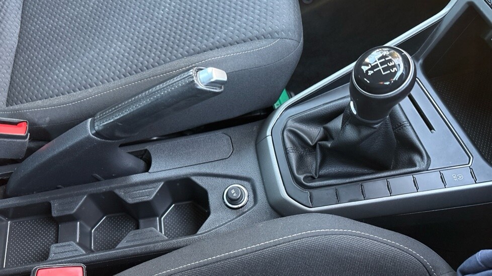 Used Volkswagen Polo 2018 for sale - 77021891: Photo 31