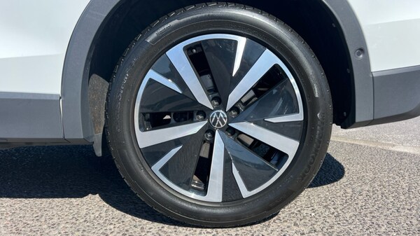 Used Volkswagen Tiguan 2024 for sale - 76297300: Photo 20