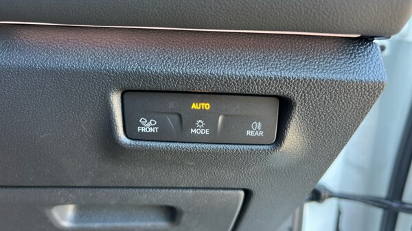 Used Volkswagen Tiguan 2024 for sale - 76297300: Photo 32