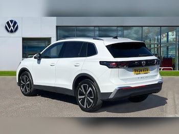 Used Volkswagen Tiguan 2024 for sale - 76297300: Photo 3