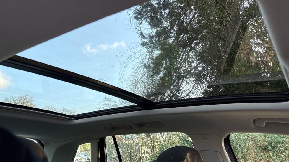 Used Volkswagen Tiguan 2021 for sale - 77060625: Photo 35