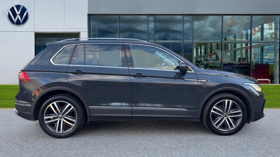 Used Volkswagen Tiguan 2021 for sale - 77060625: Photo 4