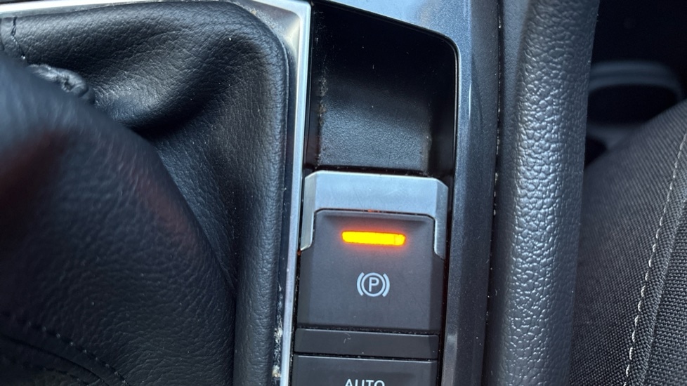 Used Volkswagen Tiguan 2021 for sale - 77060625: Photo 40