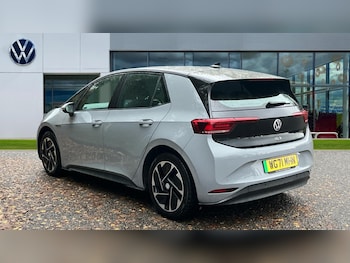 Used Volkswagen ID.3 2021 for sale - 76493880: Photo