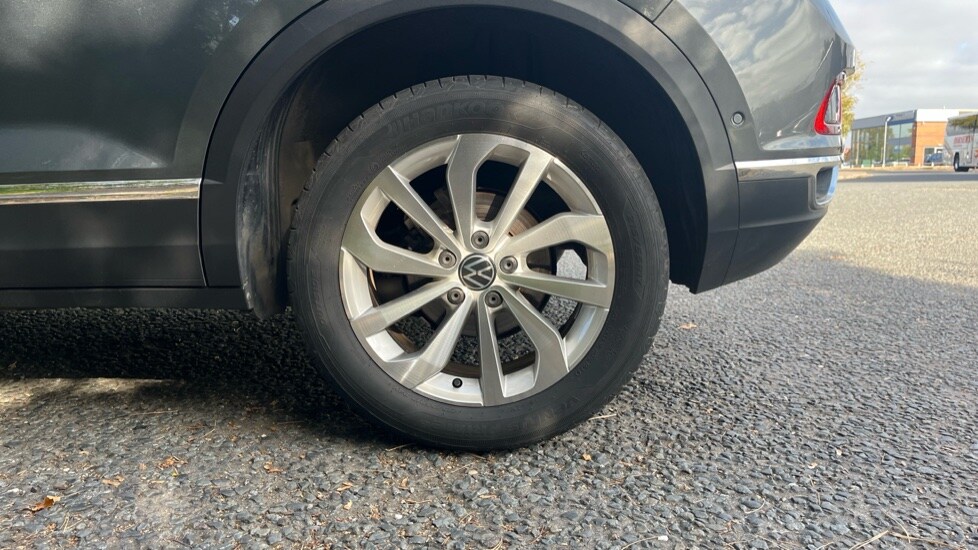 Used Volkswagen T-Roc 2024 for sale - 76203692: Photo 19