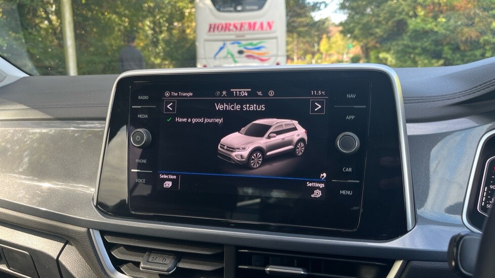 Used Volkswagen T-Roc 2024 for sale - 76203692: Photo 22