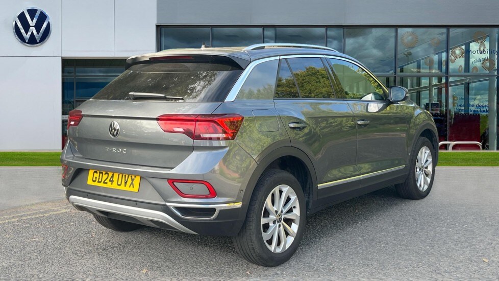 Used Volkswagen T-Roc 2024 for sale - 76203692: Photo 8