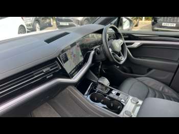 Used Volkswagen Touareg 2023 for sale - 75108531: Photo
