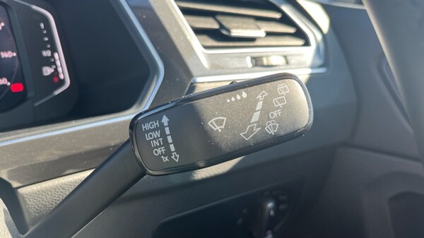 Used Volkswagen Tiguan 2021 for sale - 76067041: Photo 29