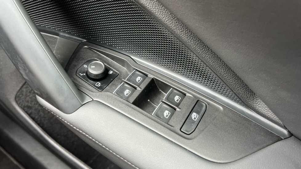 Used Volkswagen Tiguan 2024 for sale - 76447239: Photo 33