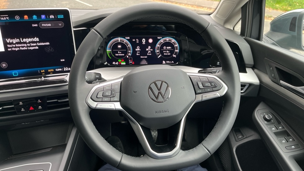 Used Volkswagen Golf 2025 for sale - 76328389: Photo 27