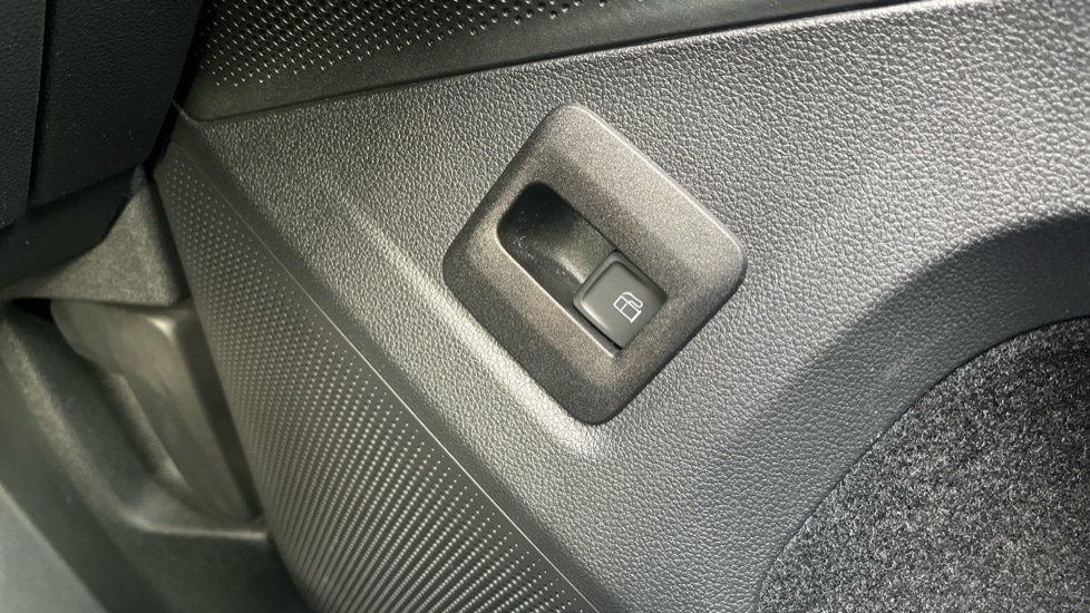 Used Volkswagen Tiguan 2025 for sale - 76869197: Photo 43